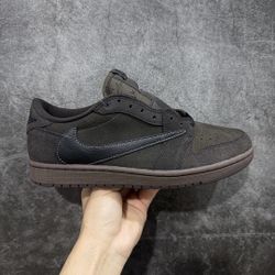 Air Jordan 1 AJ1 Men’s Sneaker With Box New 