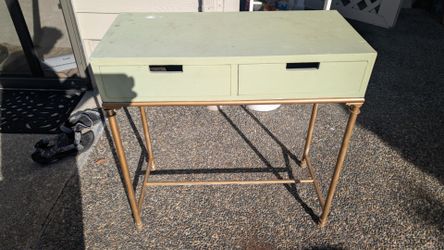 Free Entry Table
