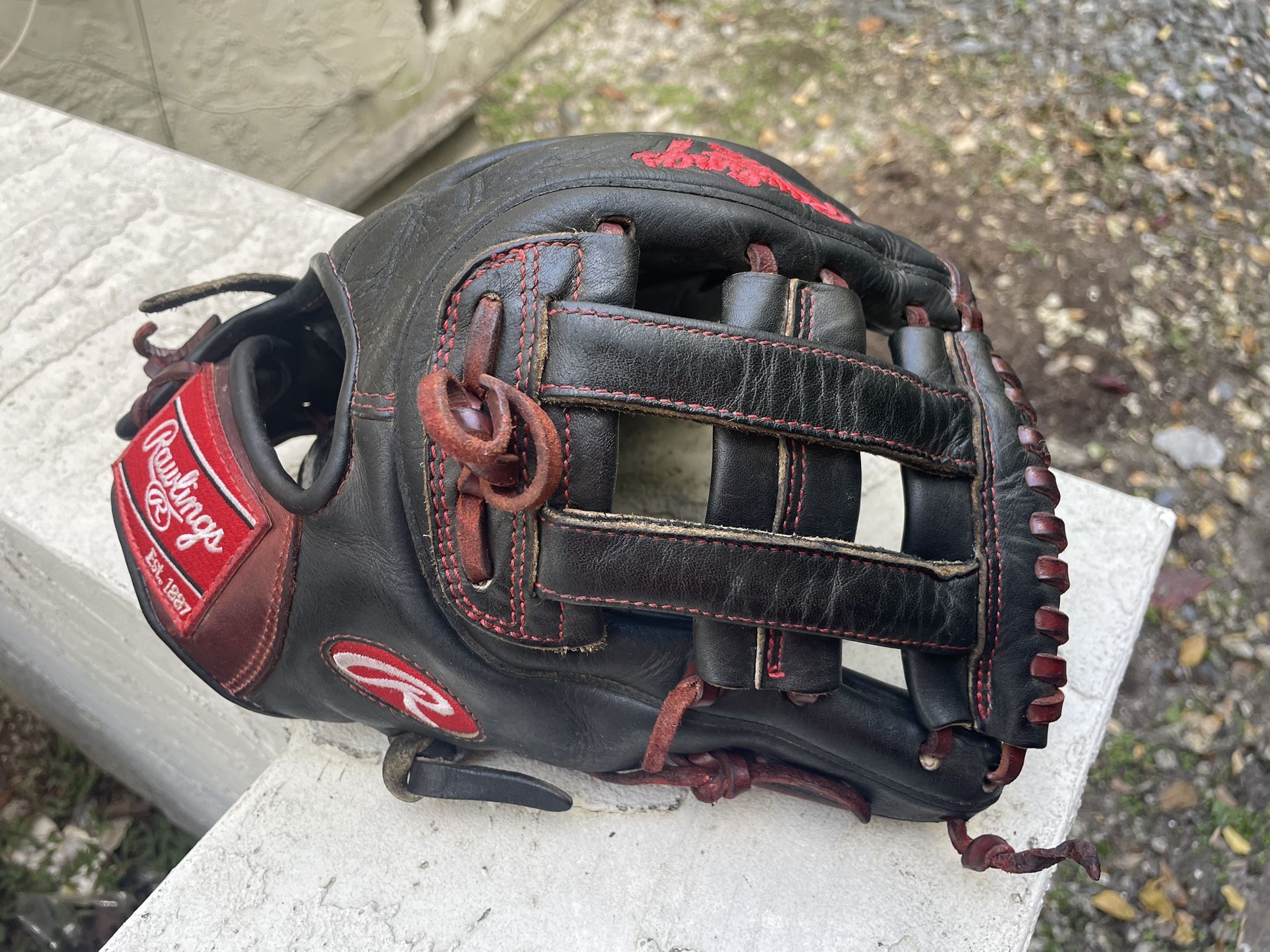 Rawlings Heart Of The Hide 11 3/4” Glove