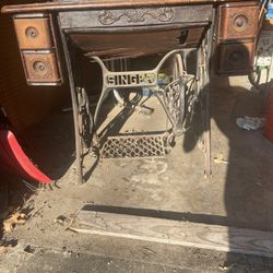 Sanger Sewing Machine 