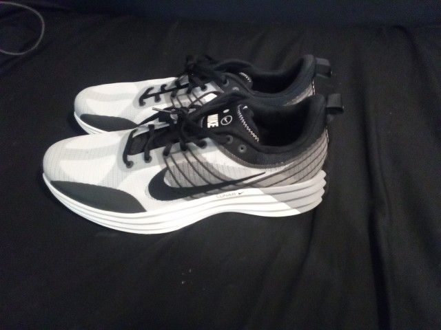 Nike Lunar Sneakers Brand New Size 14 Mens