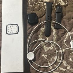 Apple Watch Series 7 45mm 