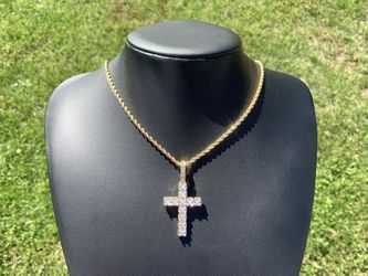 14k Gold Plated Iced Cross Pendant With Rope Chain Men's Women's