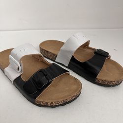 Woman’s black and white Open Toe Sandals Size 7