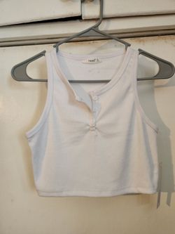 New Juniors Crop Top Medium
