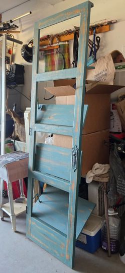 DECOR STAND