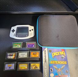 Nintendo gameboy advance bundle