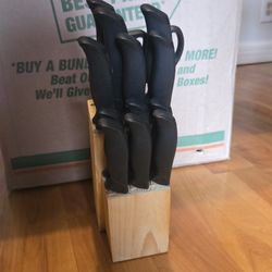 Knife Set With Block