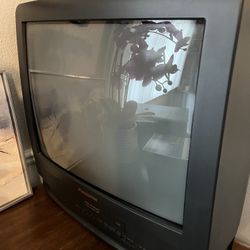 Free TV With VHS Player 