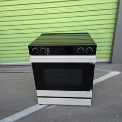 Samsung Bespoke 30-inch electric range featuring a modern design with a "White Glass
