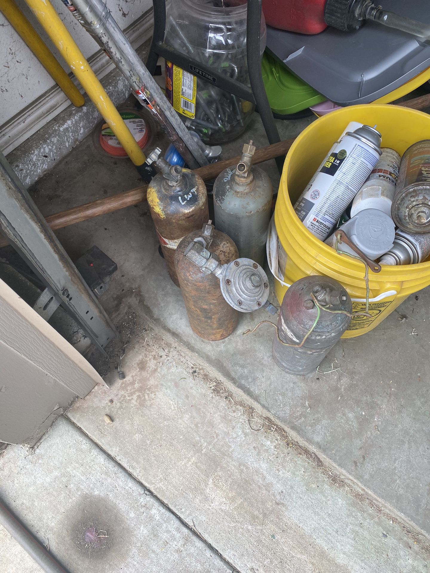 Welding And Cutting Cylinders