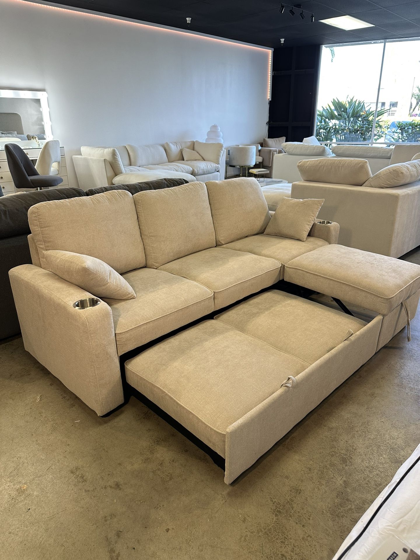 Sleeper Sectional Sofa Chaise Couch with Pull Out Bed for Living Room or Guest Room