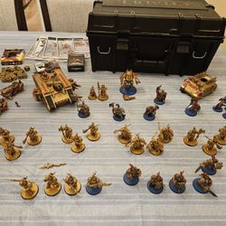 Warhammer 40k Adeptus Custodes Army With Case