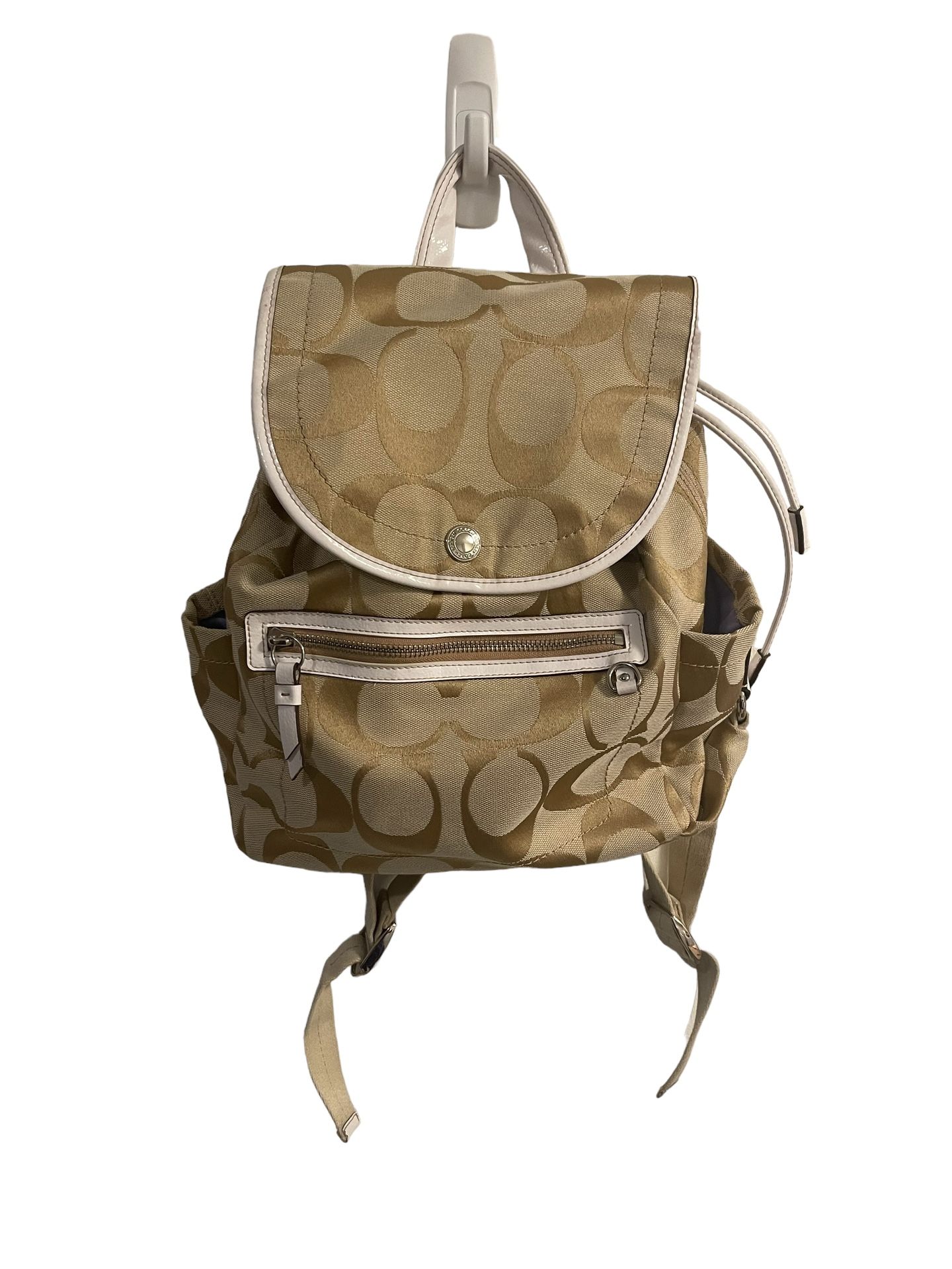 Coach Kyra Daisy Signature Backpack Bag Gold White New without tags for Sale in Hillsboro OR OfferUp