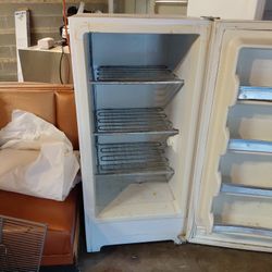 Frigidaire freezer works great