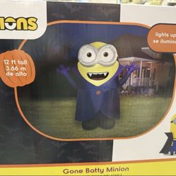 Brand New 12 Ft Inflated Minion Vampire Halloween Decoration With Interior LED’s and Air Pump Built In.