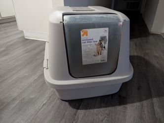 Cat litter box
