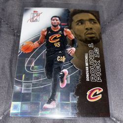 Donovan Mitchell Silver Pandora Refractor (Topps NBA Signature Class 2025/26)