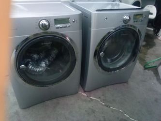 Electrolux Front Load Washer & Dryer