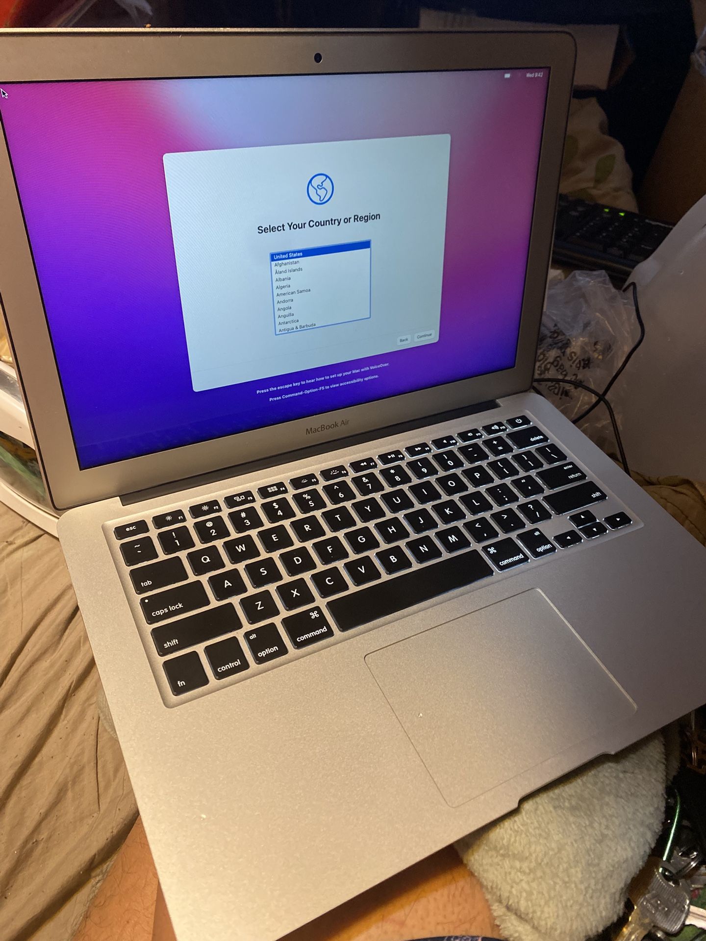 Apple MacBook Air 13" 2017 Core i5, 8GB RAM 128GB SSD Monterey/ firm price $169