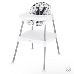 High chair 4 In 1 (new)