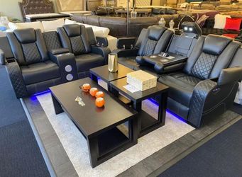 Juego De Sala. Sofa And Loveseat. Ask For Price. 