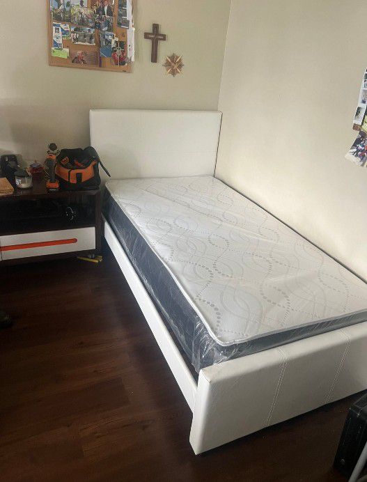 Twin Size Bed Frame With MATTRESS NEW BEDROOM FURNITURE Twin Bed 