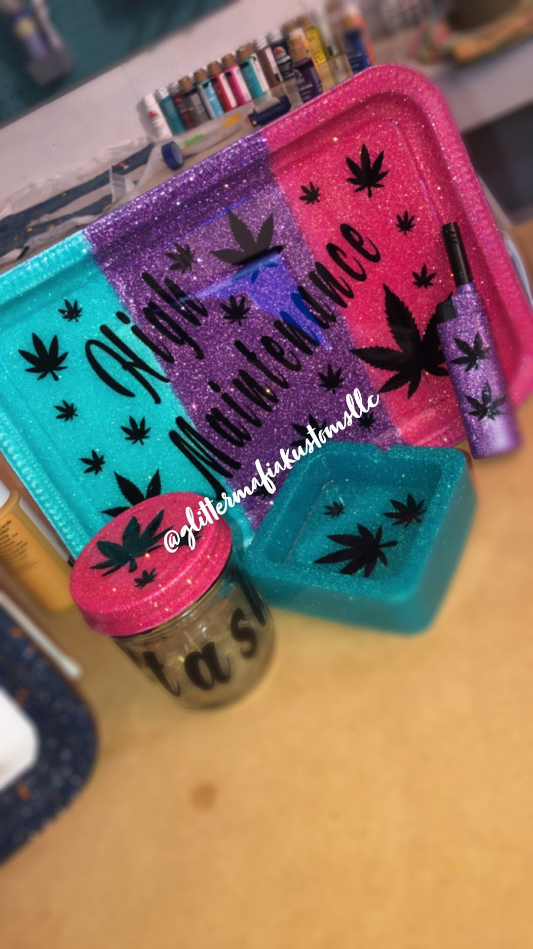 Custom rolling tray set