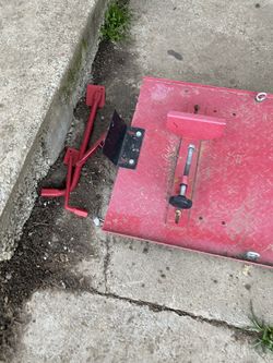 Steel Motorcycle Lift-PITTSBURGH 1000 lb.