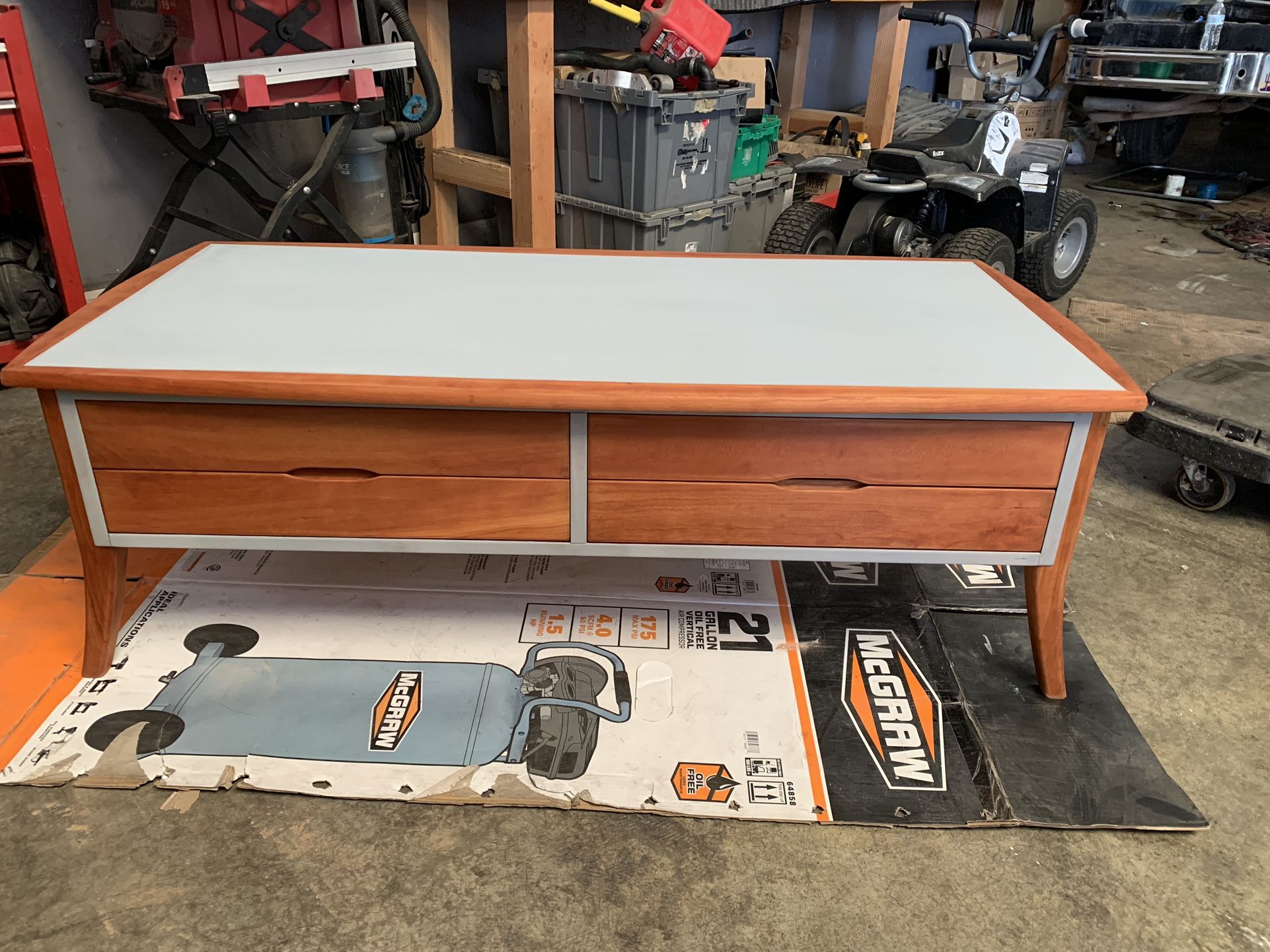 Coffee/ TV Table