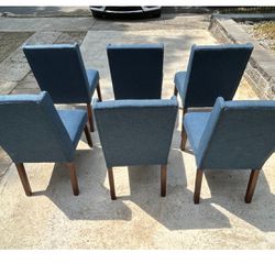 Slightly Used Kitchen Table Chairs (6)