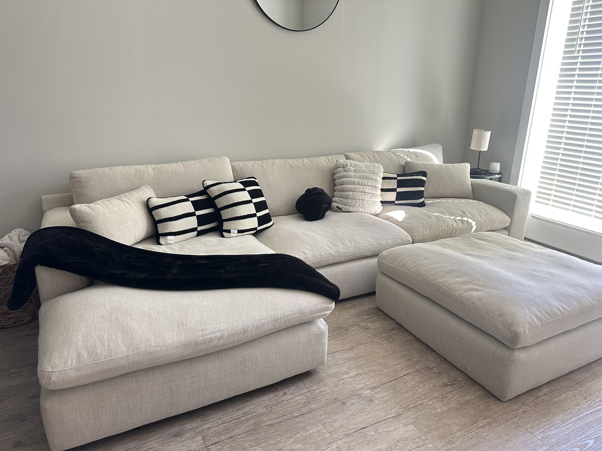 Sectional Couch And Ottoman