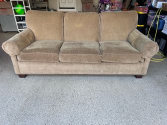 Comfortable Hickory Chair Couch