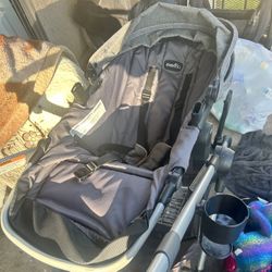 Stroller 