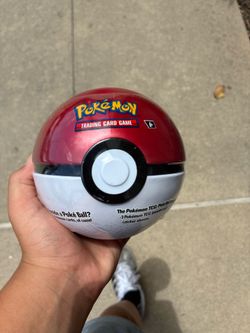 Pokémon trading cards Poke Ball Tin