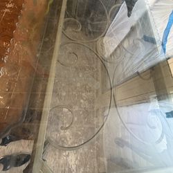 Glass Table 6 Chairs 