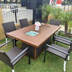 Brand New Patio Outdoor Dining Table Set 