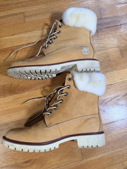 Timberland - Womens Wheat Leather Faux Fur Trim Lace Up Boots- Size 6.5 M