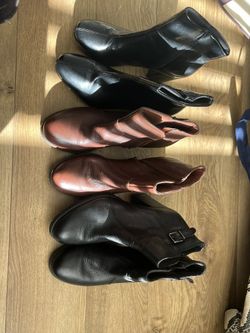Clark’s Boots Size 9 Women