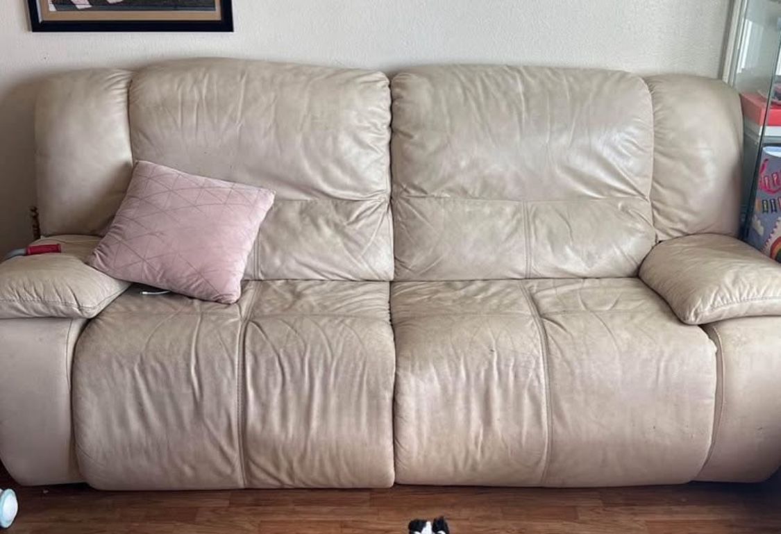 Freee Couch !!!!!