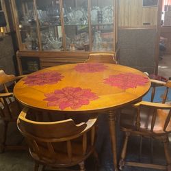 Traditional Solid Wood Table (Round) 