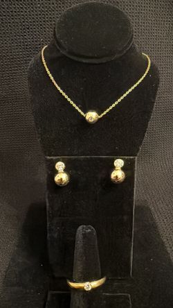 Gorgeous 3-Piece Moissanite Jewelry Set