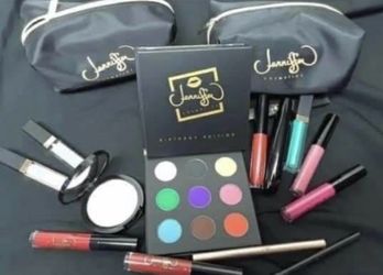 Makeup kit