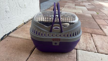 Travel bird carrier