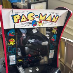 PAC Man Machine Good Condition Like New 