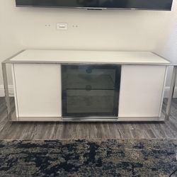 Scandinavian Designs Svante Media Stand