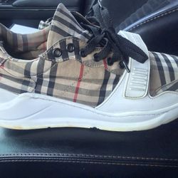 Burberry Shoes