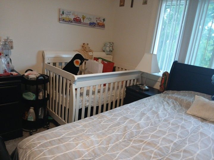 Baby Crib Free
