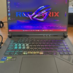 ASUS ROG STRIX 2024 G16 GAMING LAPTOP BUNDLE