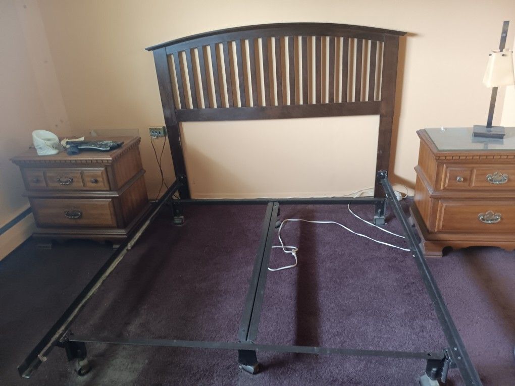 FREE QUEEN BED AND FRAME